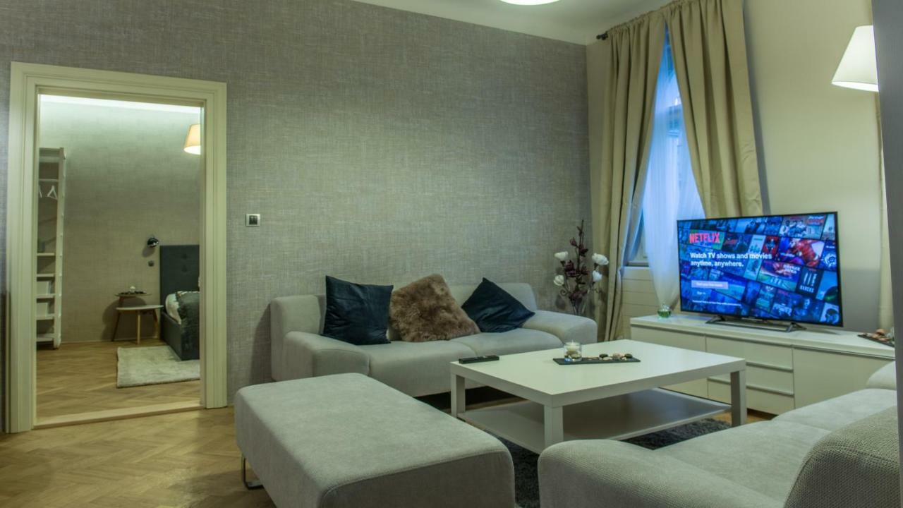 Exclusive 3 Bedroom Top-Notch Flat, Great Location Prága Kültér fotó