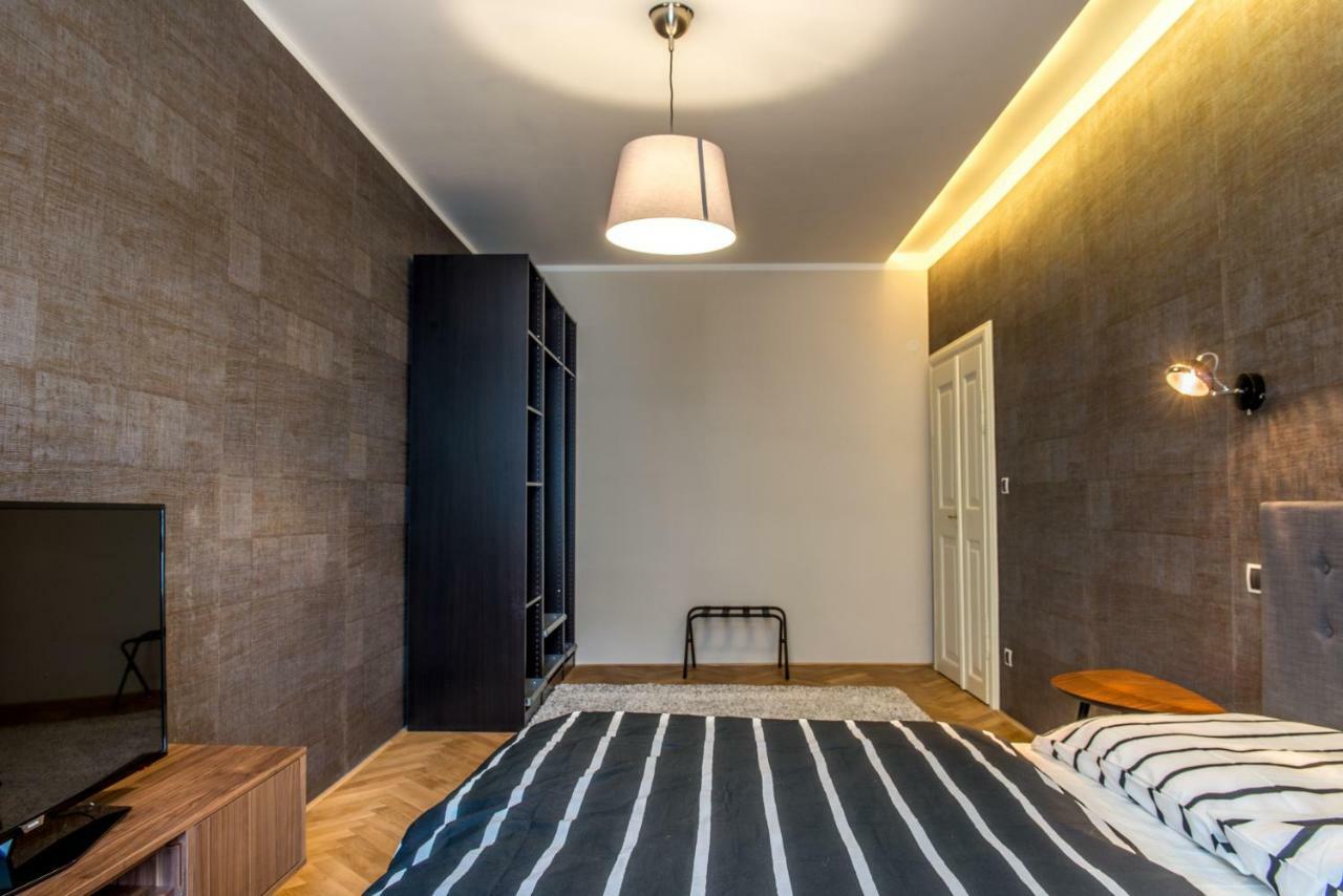 Exclusive 3 Bedroom Top-Notch Flat, Great Location Prága Kültér fotó