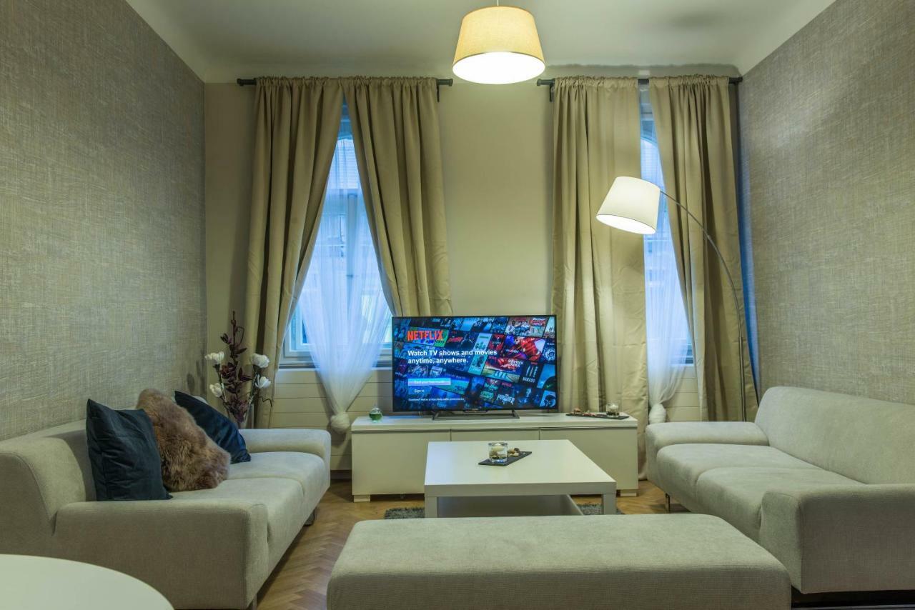 Exclusive 3 Bedroom Top-Notch Flat, Great Location Prága Kültér fotó