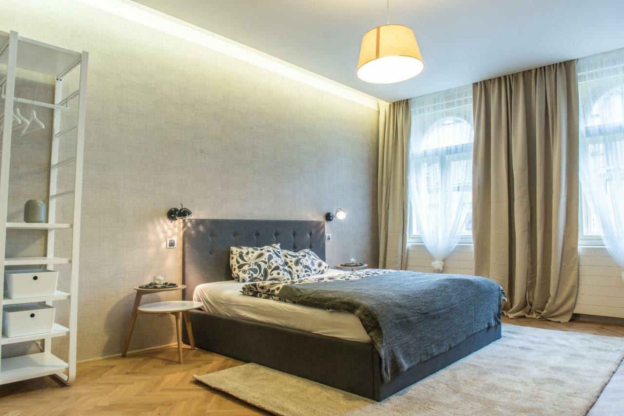 Exclusive 3 Bedroom Top-Notch Flat, Great Location Prága Kültér fotó