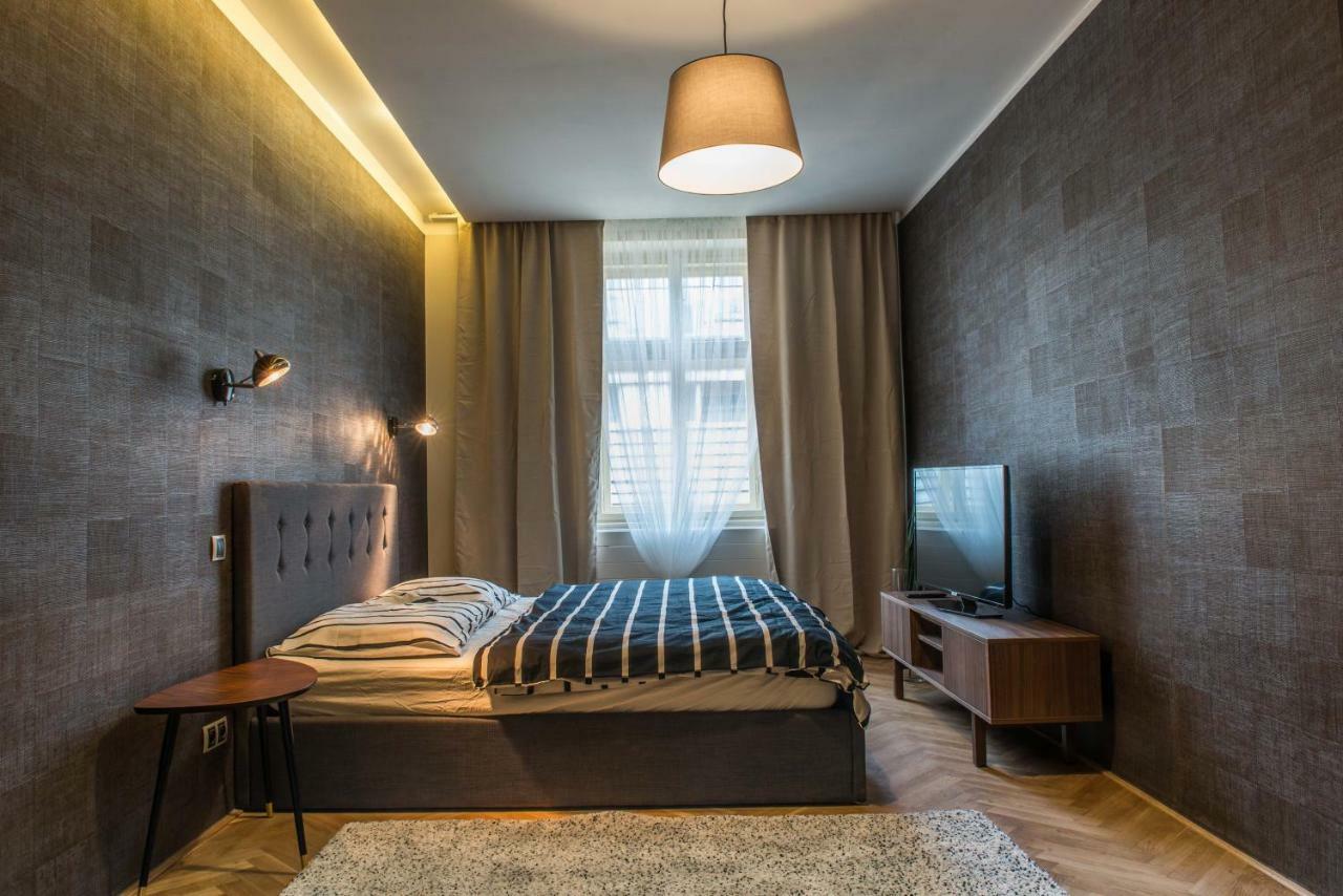 Exclusive 3 Bedroom Top-Notch Flat, Great Location Prága Kültér fotó